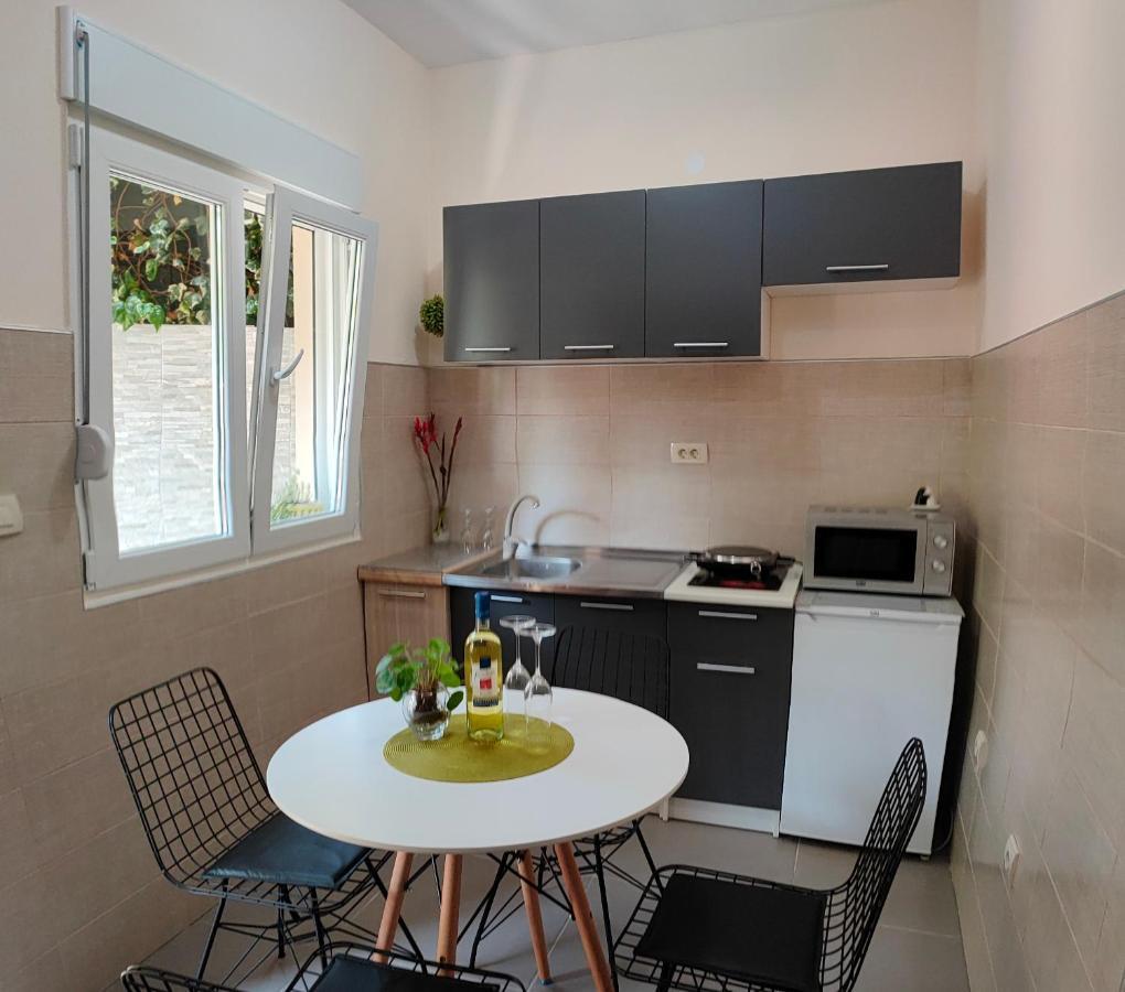 Studio Apartman Rea Kotor Kültér fotó